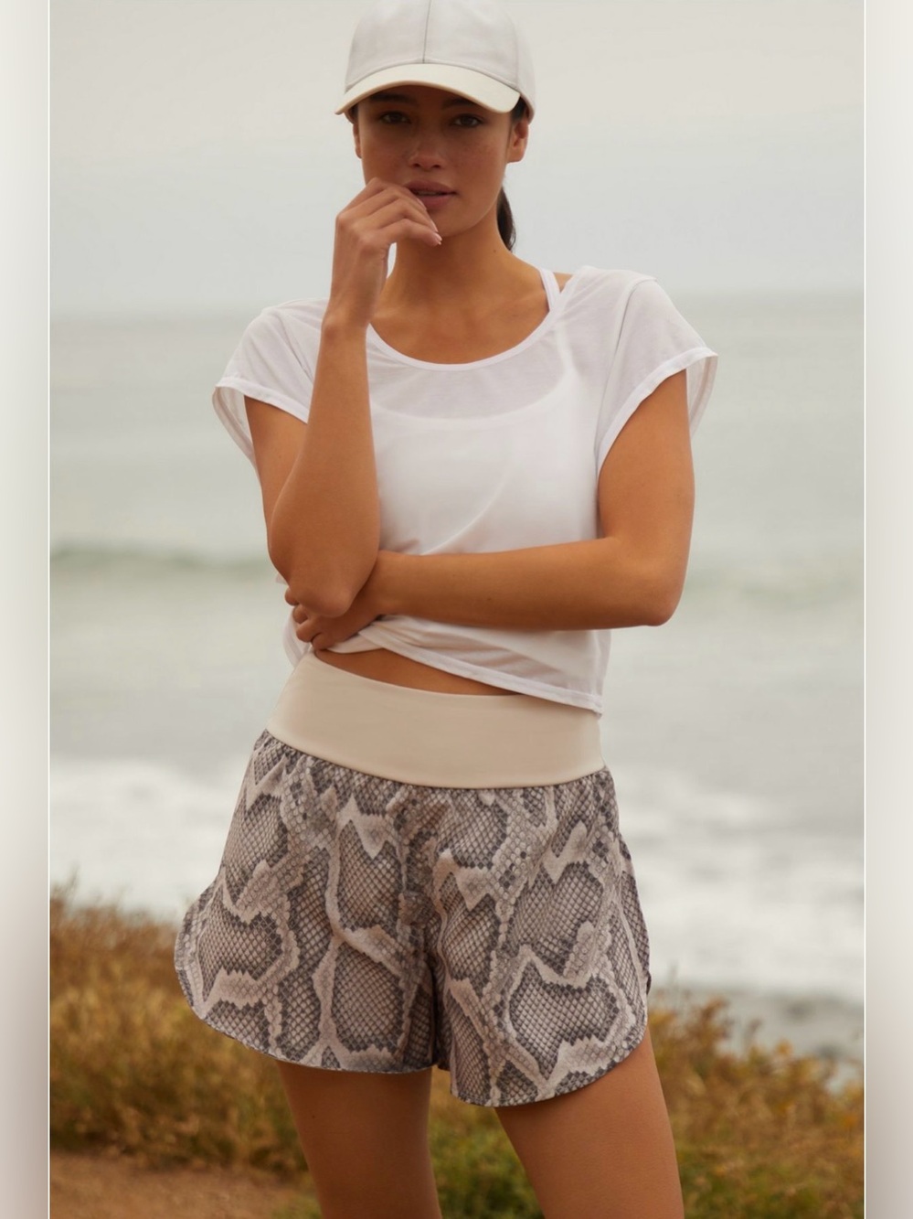 Varley Derby High Waist Snakeskin Print Shorts in Alabaster Python Size XXS